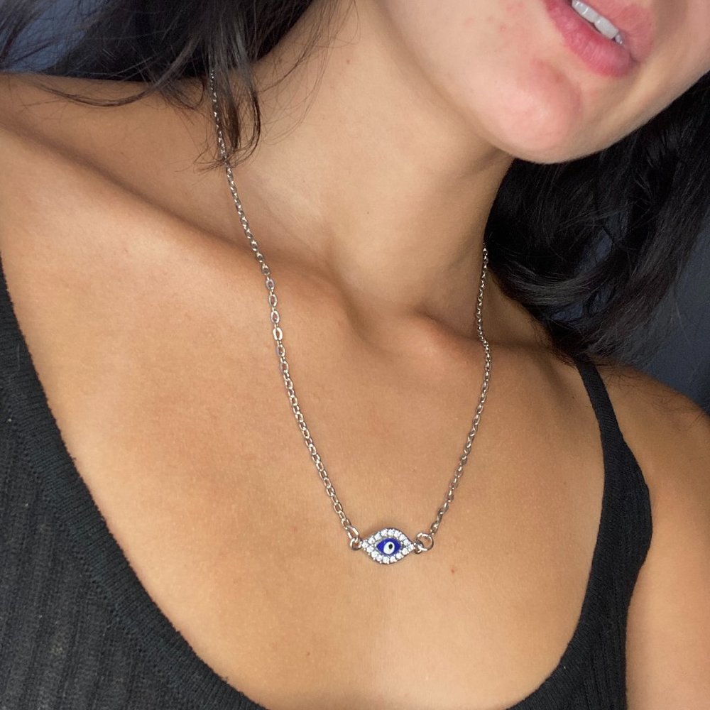 Silver evil eye chain necklace 🧿